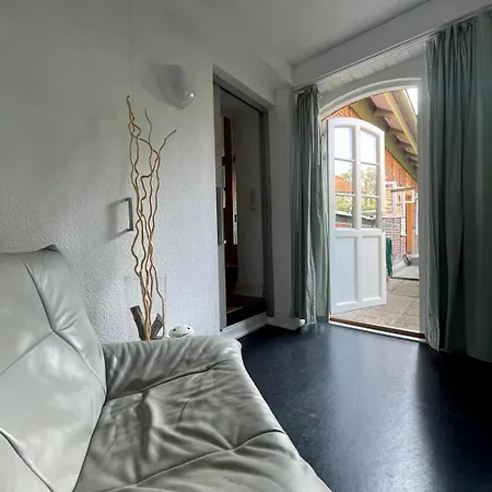 Gemuetliches Mit Kleinem Garten In Lage Apartment Burgwedel (Lower-Saxony)