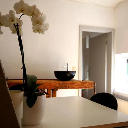 Gemuetliches Mit Kleinem Garten In Lage